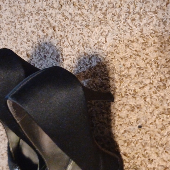 Women's Lulu Townsend Classic Black Heels, 6.5 - Picture 3 of 6